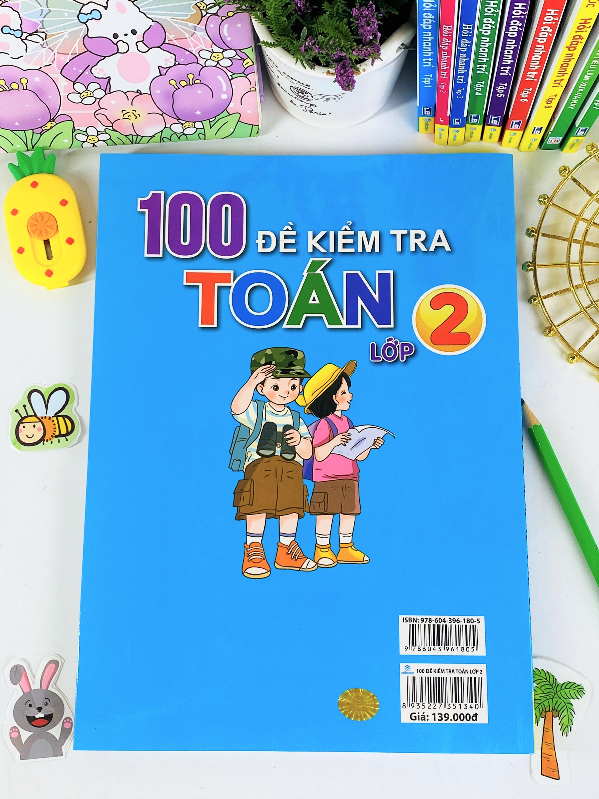 Sách - 100 Đề Kiểm Tra Toán 2 - Biên soạn theo chương trình GDPT mới - ndbooks