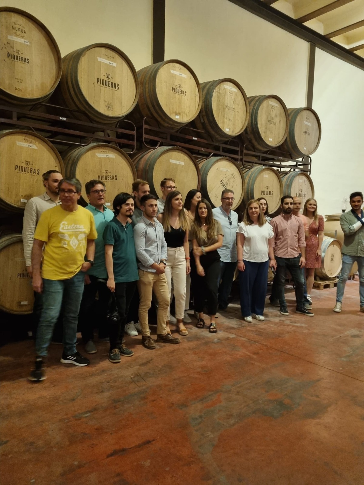 Rượu vang Organic Piqueras VS Monastrell & Garnacha Tintorera kèm túi hộp,đồ khui