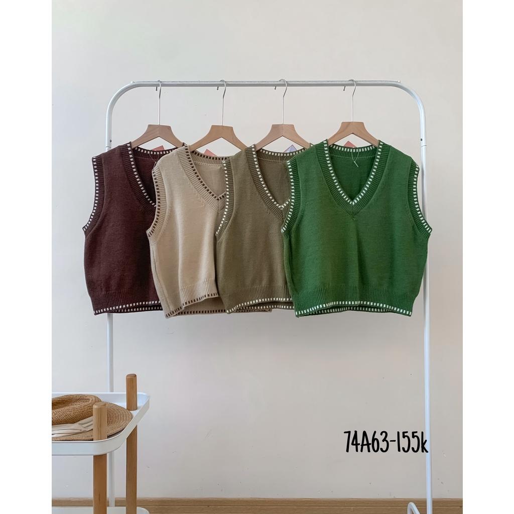 Áo gile len cổ v viền ngang màu 74a63 by germe