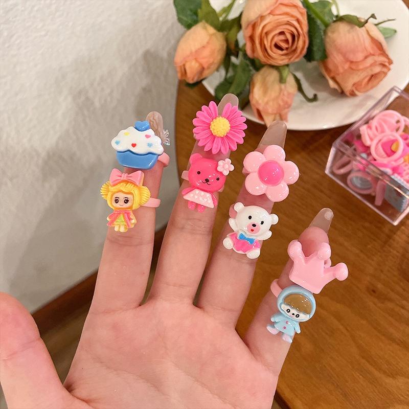 Hộp 16 nhẫn đáng yêu nhiều hình cho bé gái