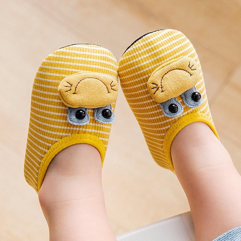 Giày tập đi cho bé hình thú