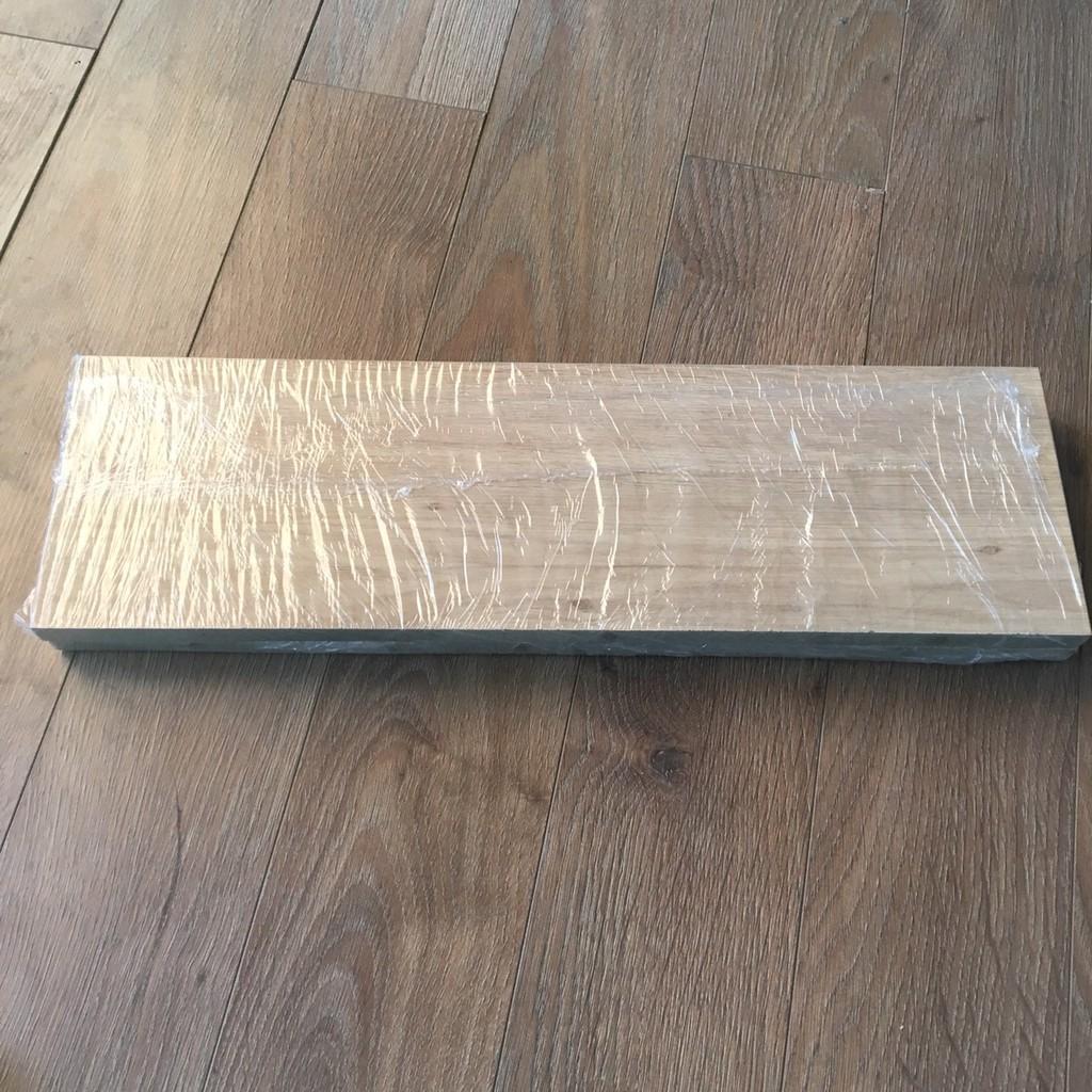 Combo 2 thanh kệ gỗ treo tường kích thước 500x150mm, kèm phụ kiện lắp ráp