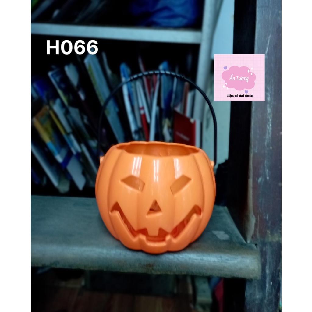 Giỏ bí ngô xin kẹo Halloween có đèn LED