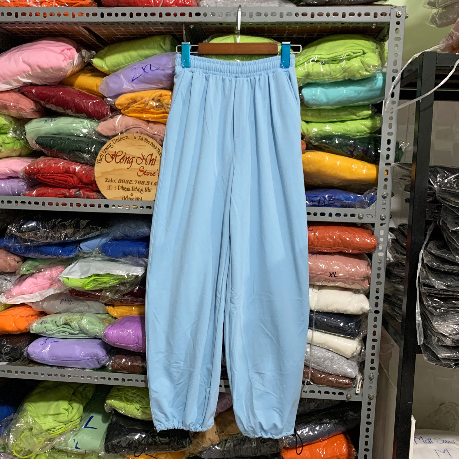 Quần Jogger Basic Ulzzang Unisex Jogger Trơn Dây Rút Lai Ống Rộng Màu Xanh Dương - MM