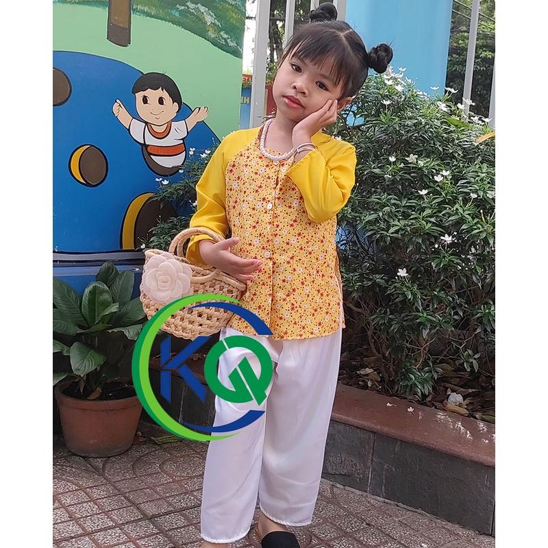 Bộ Bà Ba trẻ em bông nhí màu vàng - vải lụa mềm mát - Tặng Vòng đeo cổ chuỗi hạt.