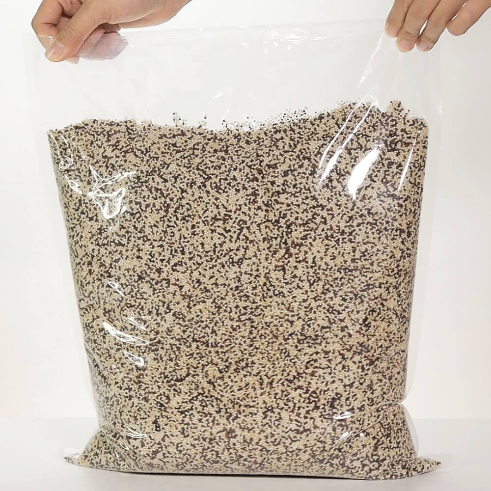 Hạt Quinoa Mix 3 Màu Smile Nuts Túi 5kg (Còn được gọi là Hạt Diêm Mạch) - Nhập khẩu từ Peru (Gồm Quinoa trắng, Quinoa đen và Quinoa đỏ), túi 5kg giá tốt hơn, tiết kiệm hơn