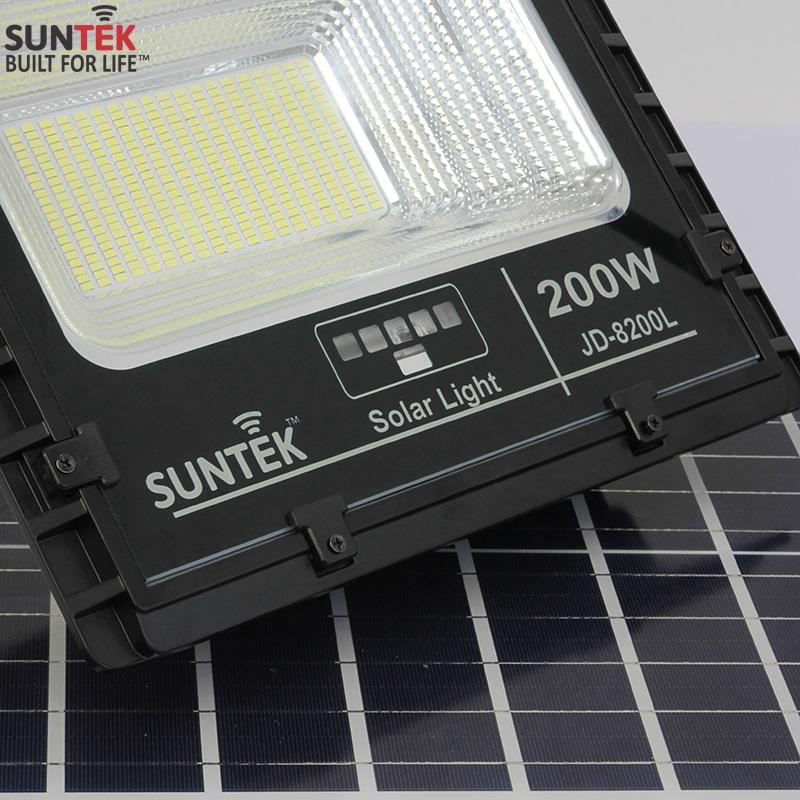 Đèn Pha Năng Lượng Mặt Trời SUNTEK LED Solar Light JD-8200 200W - Hàng Chính Hãng