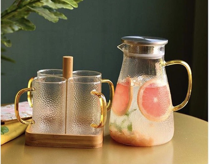 Bộ bình thủy tinh 6 cốc quai vàng chịu nhiệt cao cấp