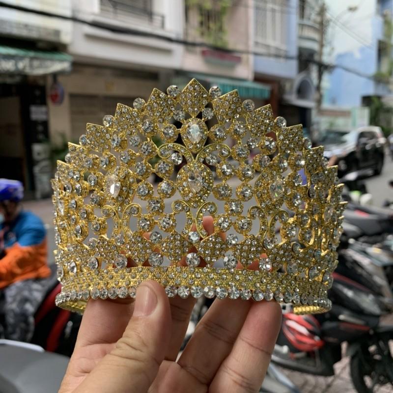Vương miện cô dâu vàng ánh kim đính đá lấp lánh mẫu 11/2020 GiangPKC
