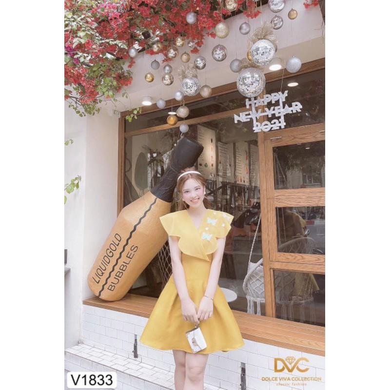 VÁY THIẾT KẾ XOÈ VÀNG CỔ B ĐÍNH BƯỚM