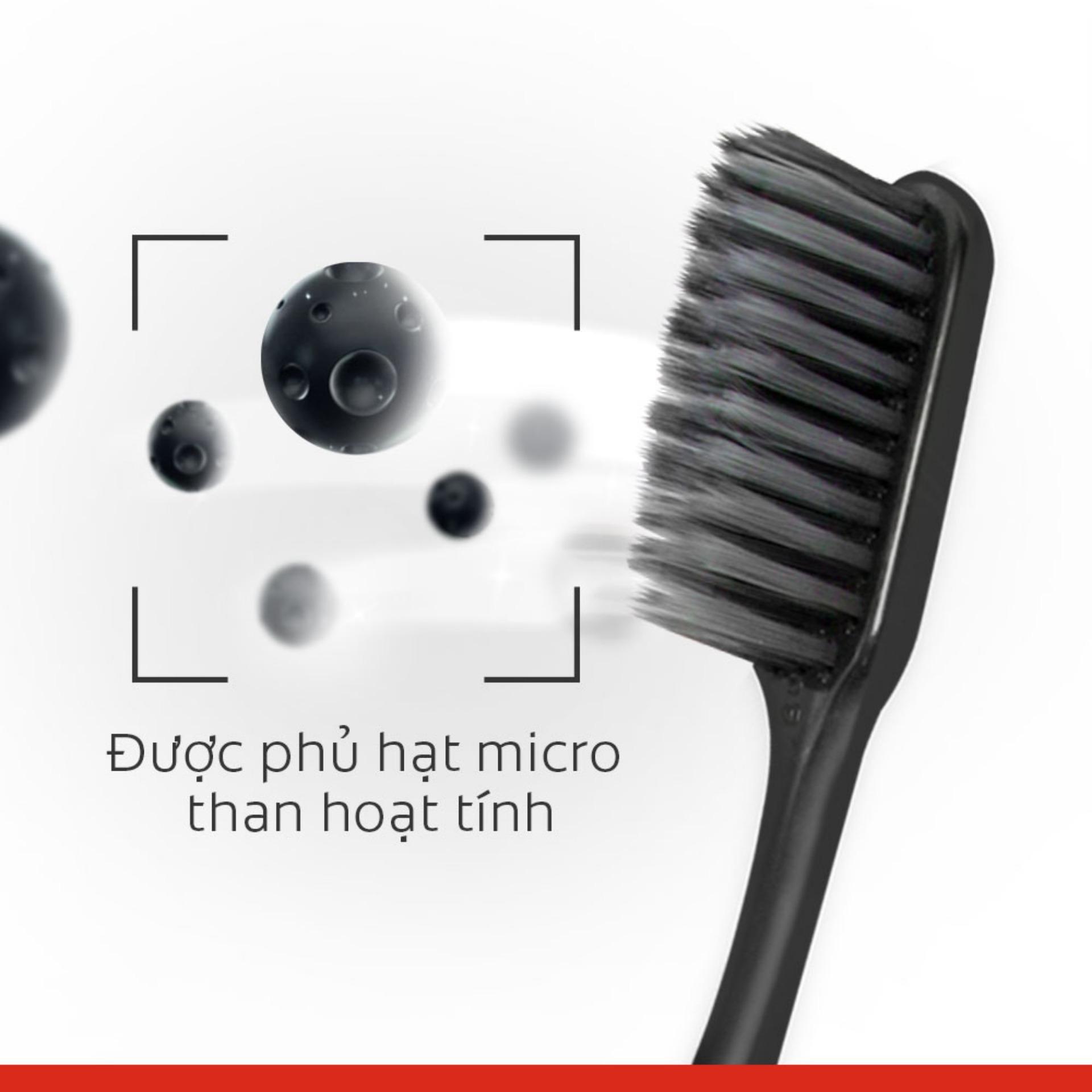 Bộ 4 bàn chải đánh răng Colgate than hoạt tính kháng vi khuẩn SlimSoft Charcoal mềm mảnh (Màu và Bao bì ngẫu nhiên)