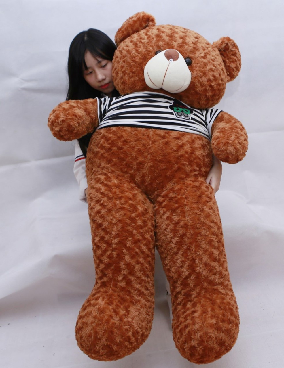 Gấu bông Gấu Teddy cao cấp, dễ thương, ngộ nghĩnh khổ vải 1m6 cao 1m4