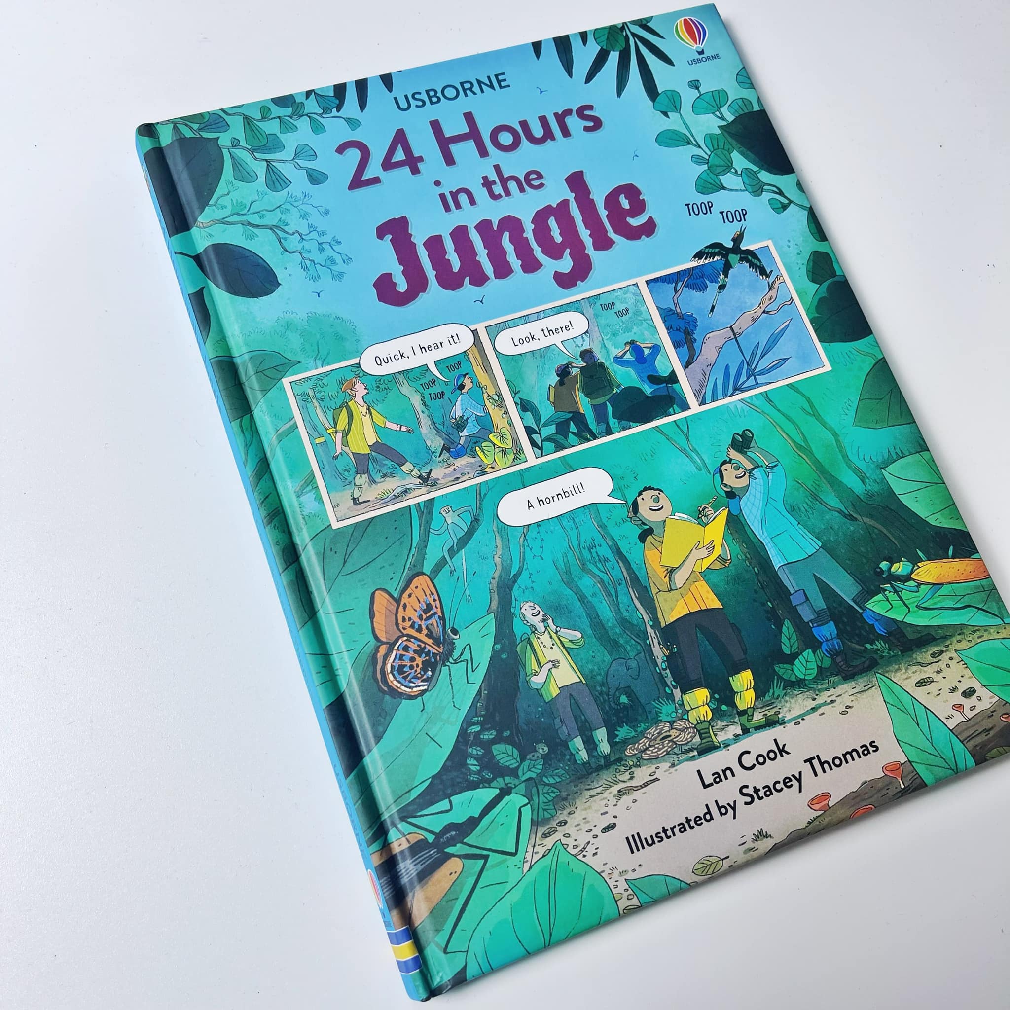 Usborne 24 Hours Series - 4 Books | Bản Nhập Khẩu