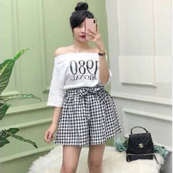 Quần short kẻ ĐEN TRẮNG buộc nơ