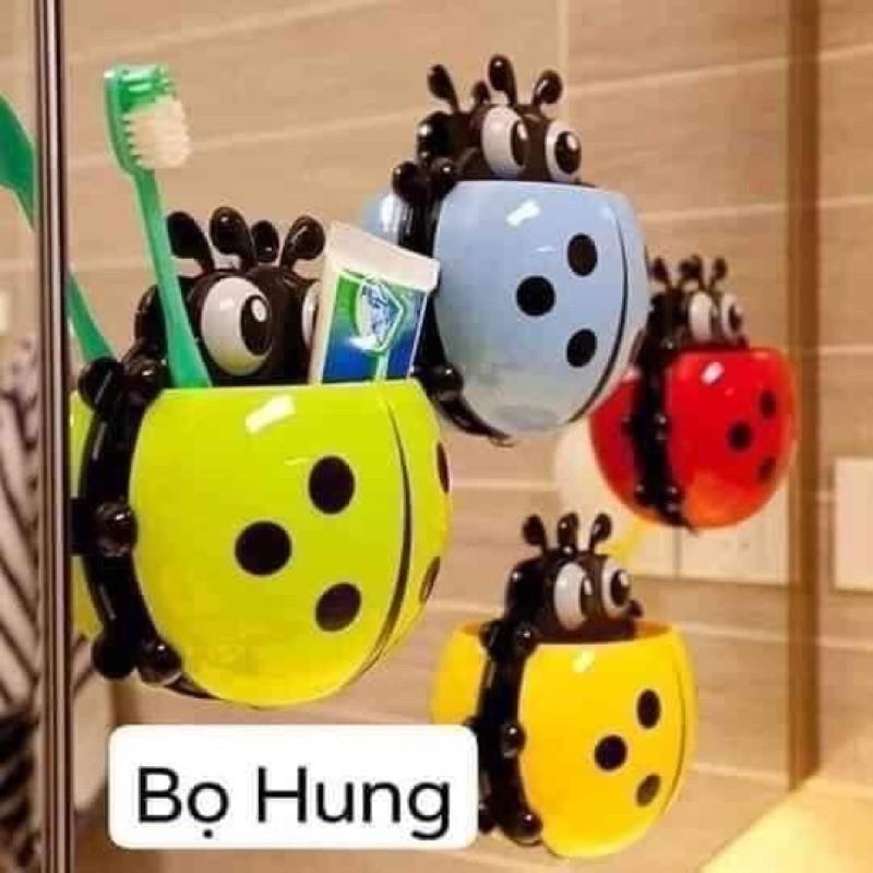 Bọ cắm bàn chải hoặc bút hút chân không