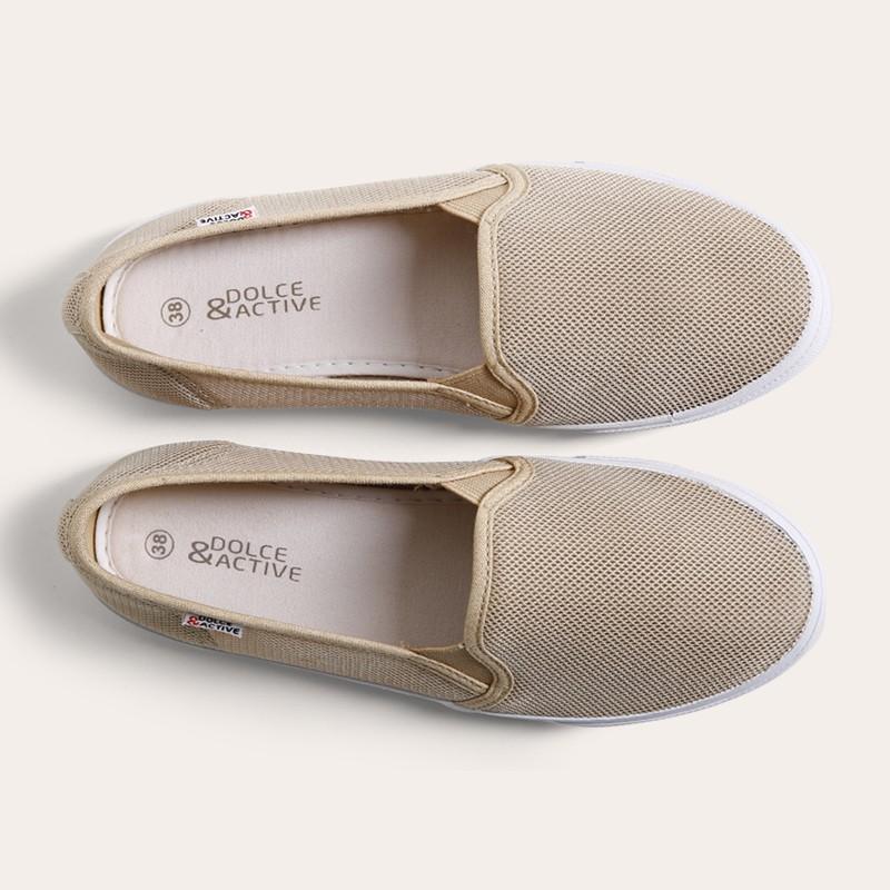 Giày slipon nữ D&amp;A L1707 be