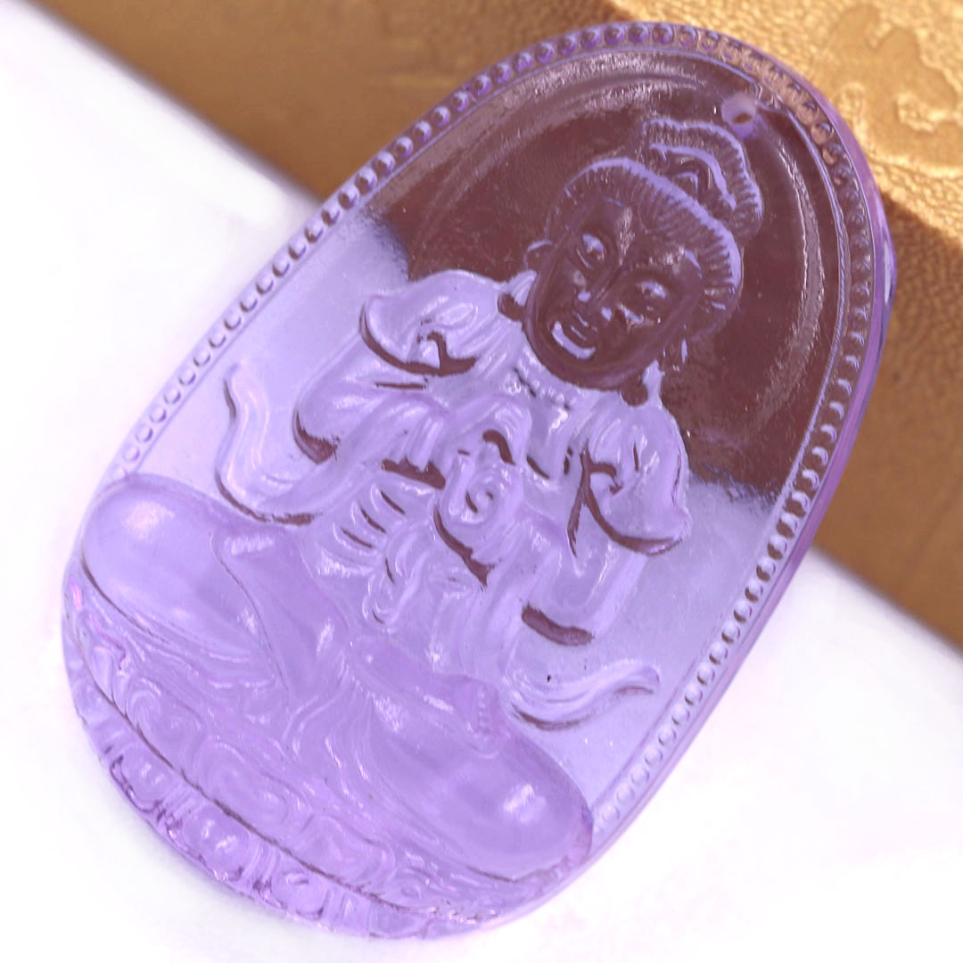 Mặt Phật Đại nhật như lai pha lê tím 3.6 cm kèm móc và vòng cổ dây cao su đen, Mặt Phật bản mệnh