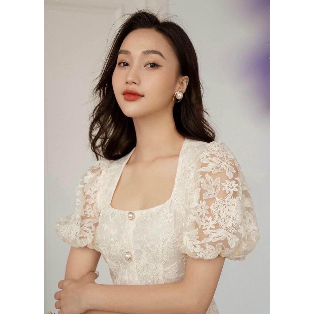 ĐẦM XỐP REN THÊU HOA NHÍ NUDE 2 LỚP CỔ VUÔNG TAY NGẮNG DÁNG XÒE
