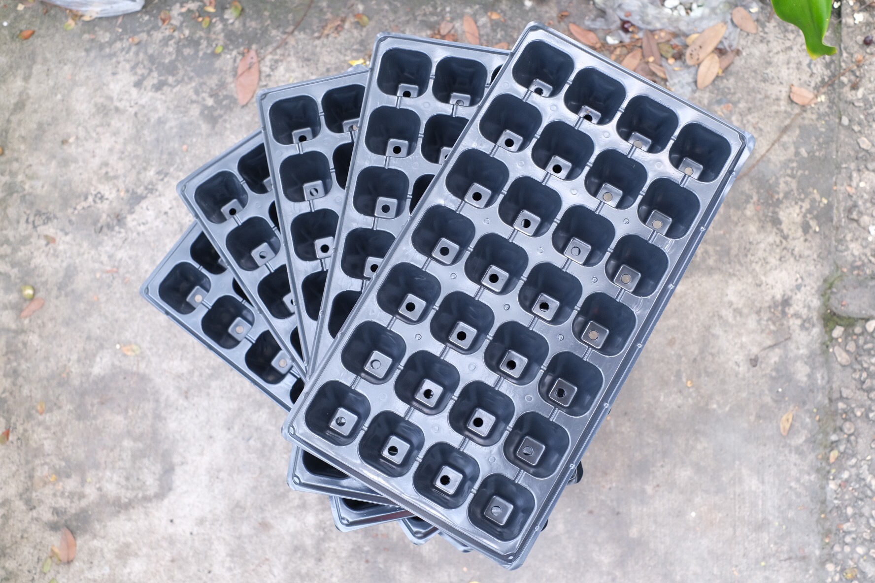 Khay Ươm Hạt Giống Ropot 28 lỗ - Combo 10 cái