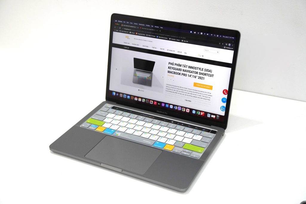 Miếng phủ bàn phím bảo vệ dành cho MacBook Air 13 inch 2020 M1 hiệu INNOSTYLE KEYGUARD NAVIGATOR SHORTCUT - Hàng Chính Hãng