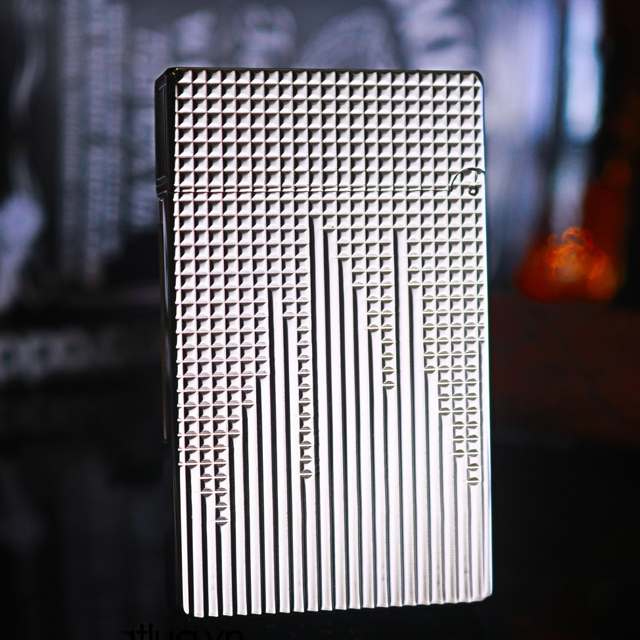 Vỏ Hột Quẹt Bật Lửa Upon D12T Họa Tiết Kẻ Dọc Tạo Lượn Sóng Độc Đáo - Dùng Ga Đá Cao Cấp