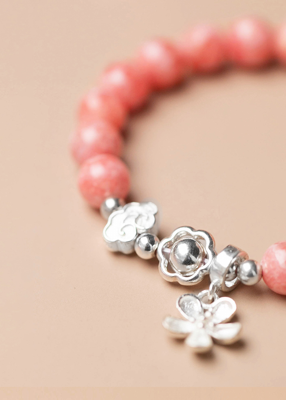 Vòng tay đá Rhodochrosite phối charm hoa mệnh hỏa, thổ - Ngọc Quý Gemstones