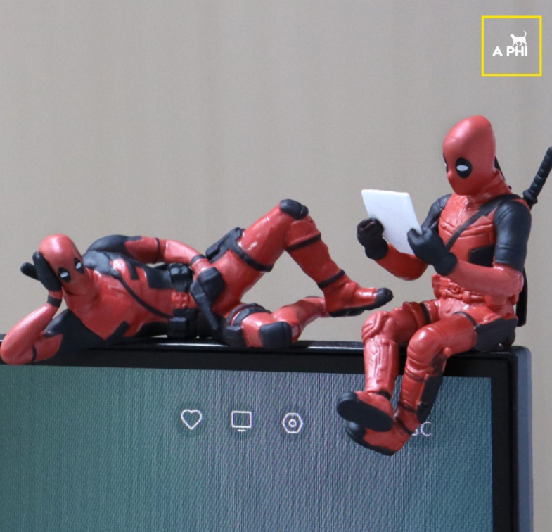 Mô hình nhân vật Deadpool loại mini trang trí máy tính để bàn