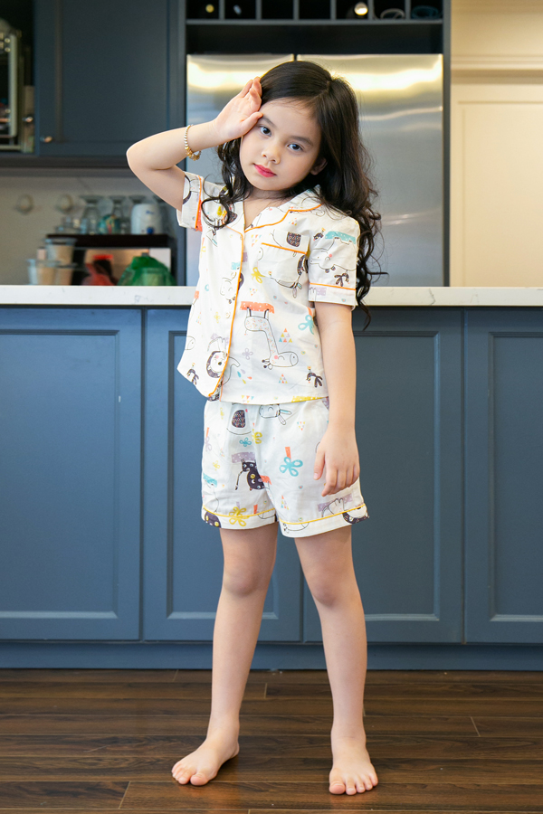 Đồ bộ Pijama bé gái nền trắng hình thú