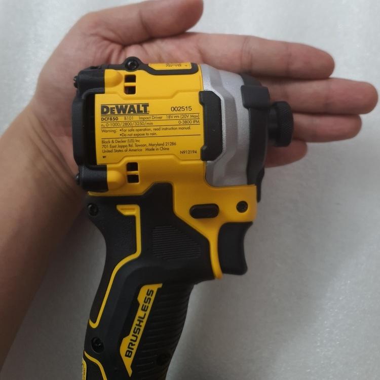 Máy bắt vít Brusless Dewalt 18/20V Max DCF850 - Chính hãng