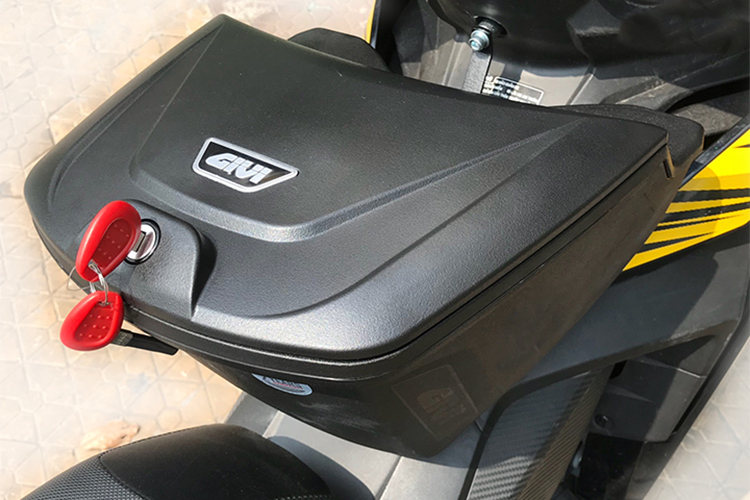 Thùng Giữa Givi G10N