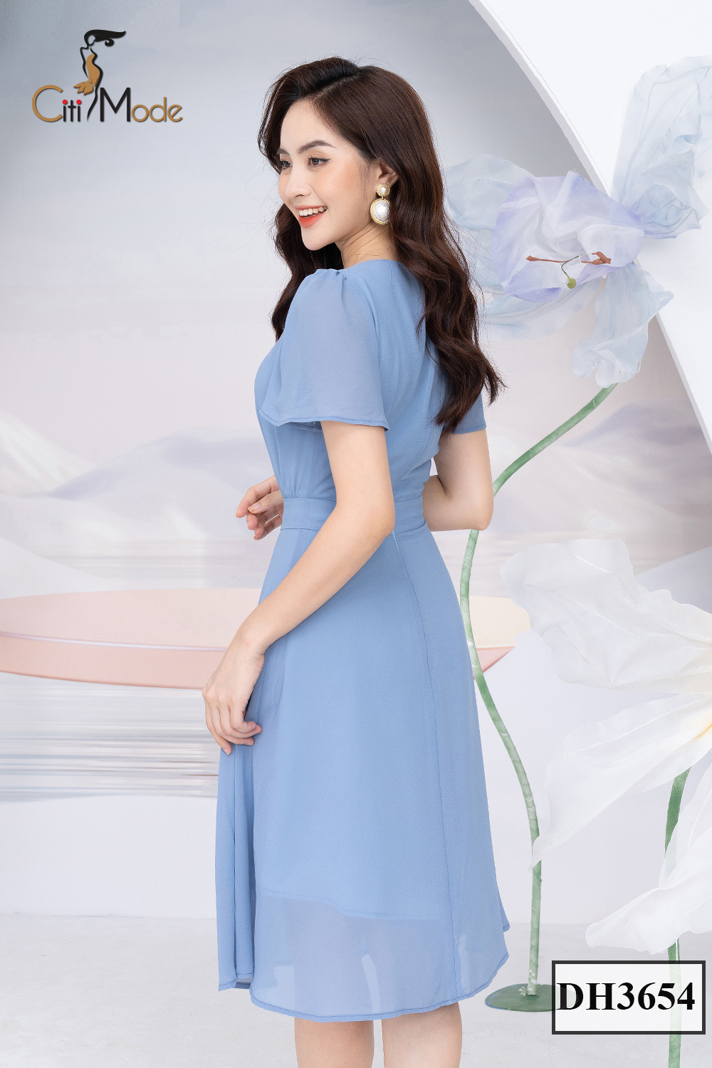 Đầm xoè Voan xanh thêu hoa vai DH3654