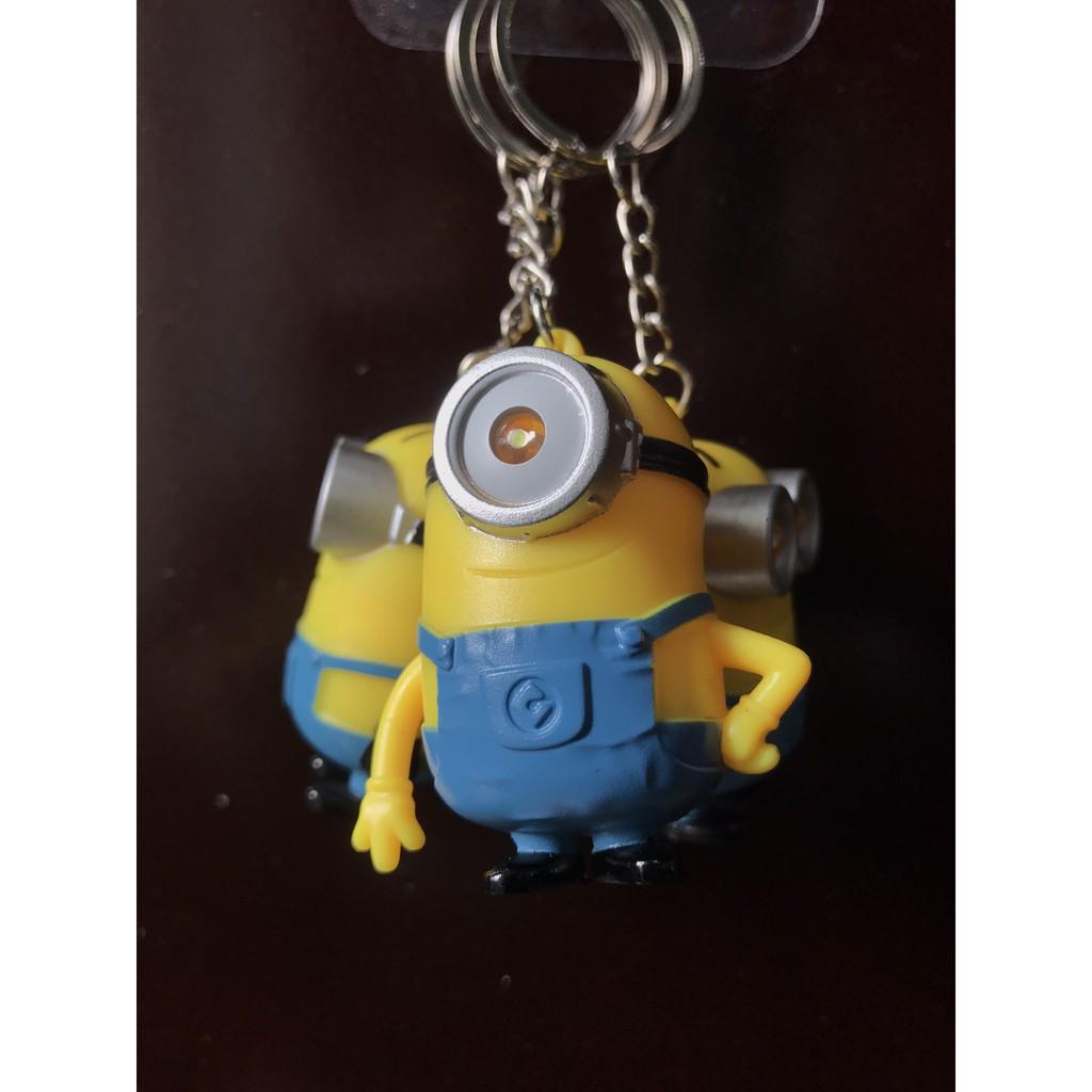Móc khóa Minion kêu I love You có đèn led