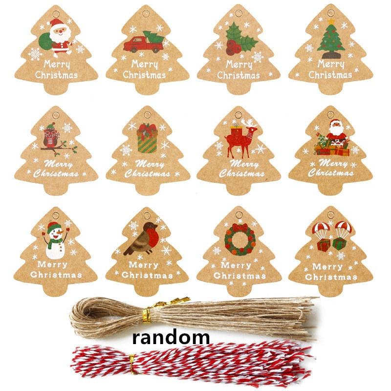 Thẻ giấy in chữ Merry Christmas kèm dây treo dùng để trang trí cây thông Giáng Sinh