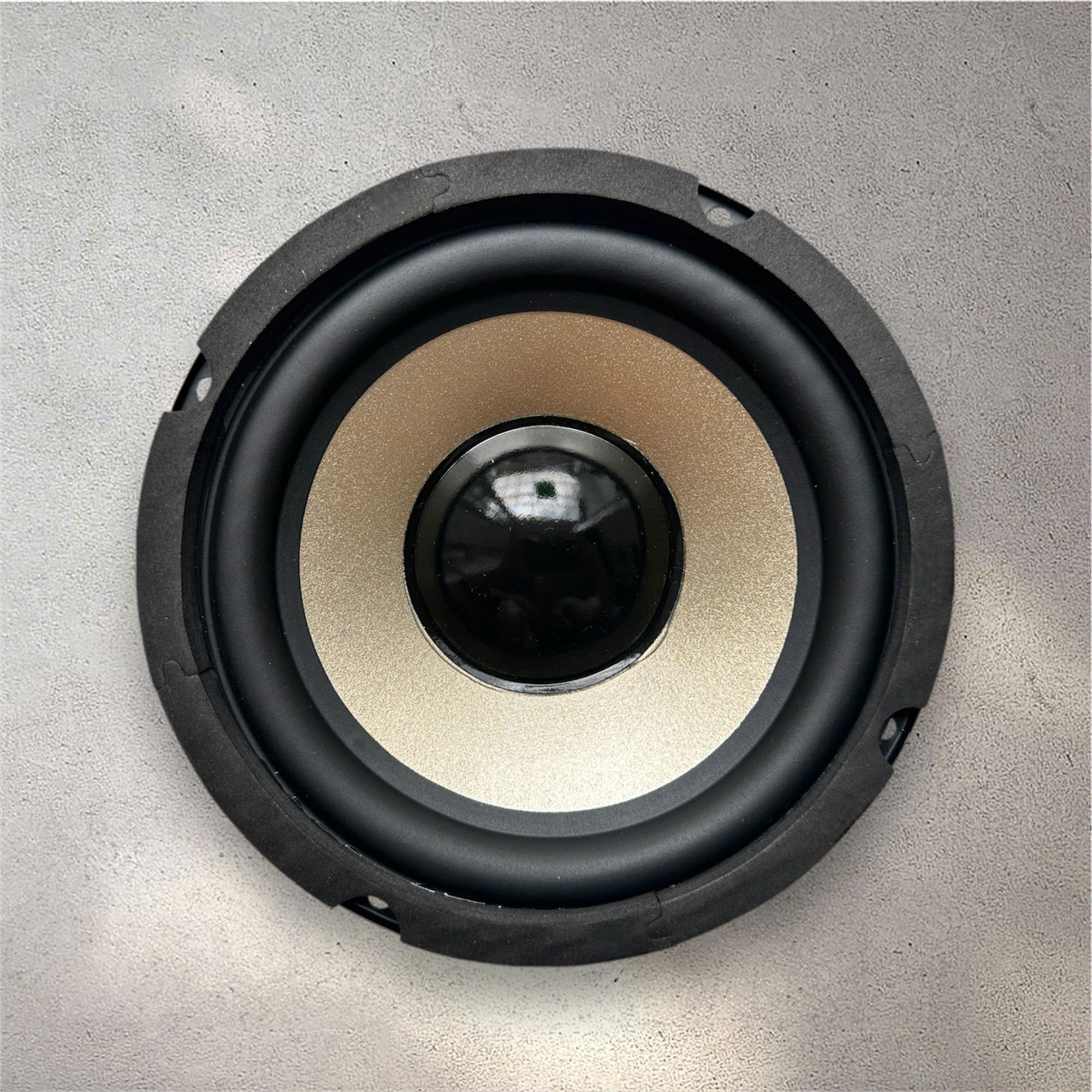 LOA TRUNG/ BASS 16CM GÂN CAO SU MÀN VÀNG ĐỒNG HÀNG CHÍNH HÃNG HẢI TRIỀU ( GIÁ 1 CÁI )