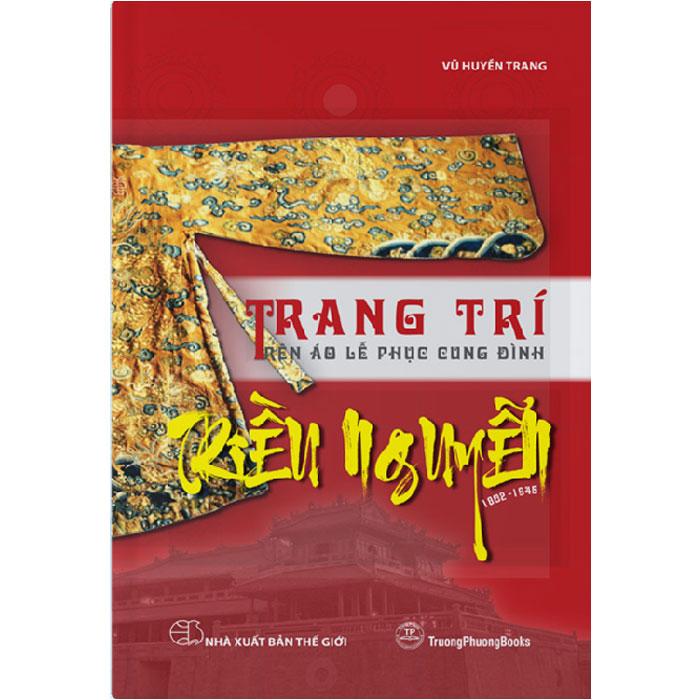 Trang Trí Trên Áo Lễ Phục Cung Đình Triều Nguyễn