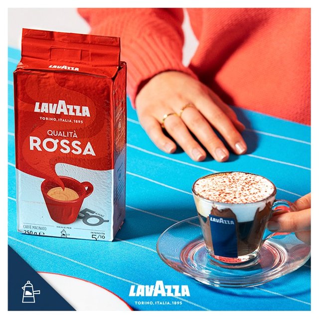 Cà Phê Bột Pha Máy LAVAZZA COFFEE QUALITA ROSSA ITALIA – 250gr Ground- Độ đậm : 5/10