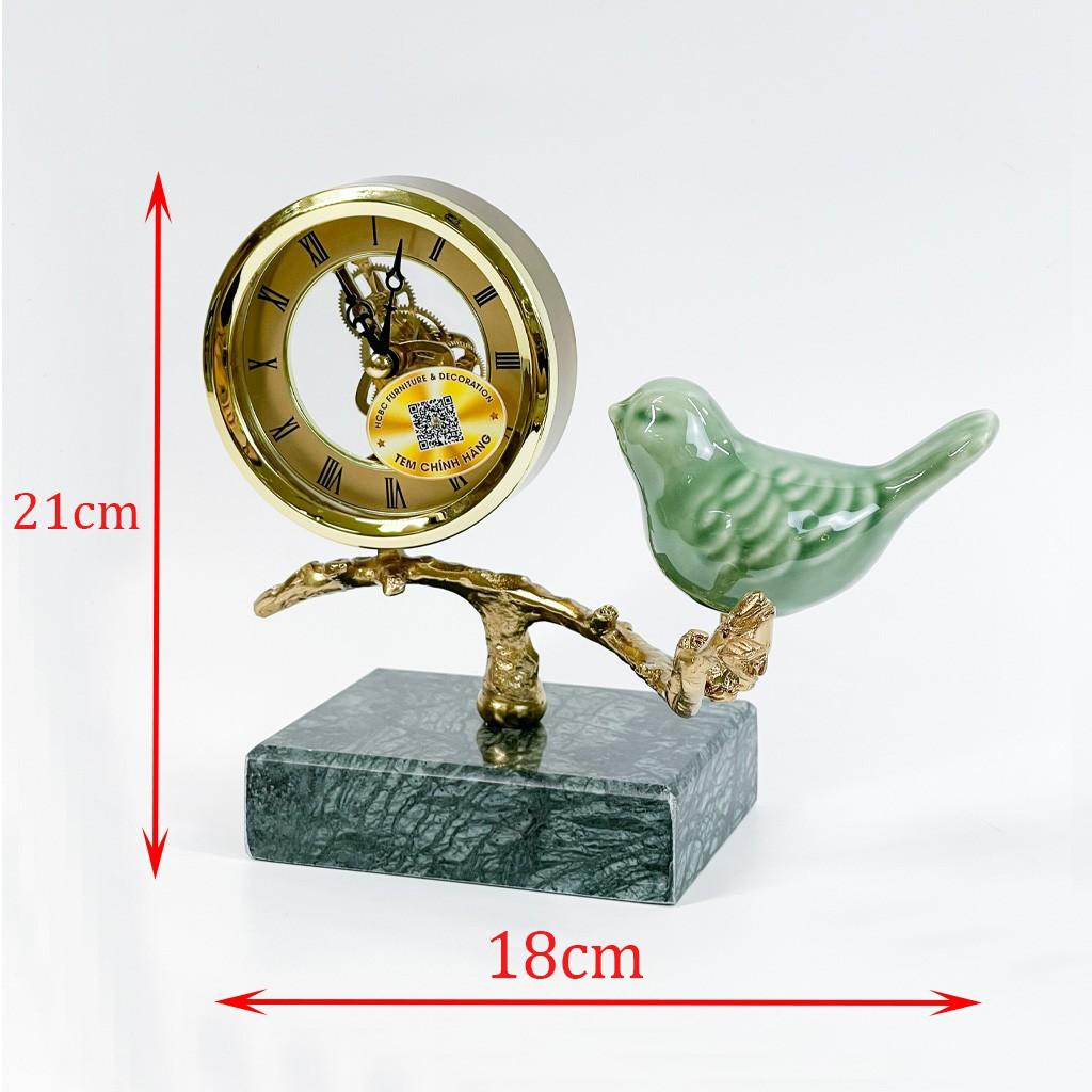 Đồng hồ để bàn tân cổ điển DH62 họa tiết chú chim xanh đậu cành mai vàng chất liệu hợp kim cao cấp