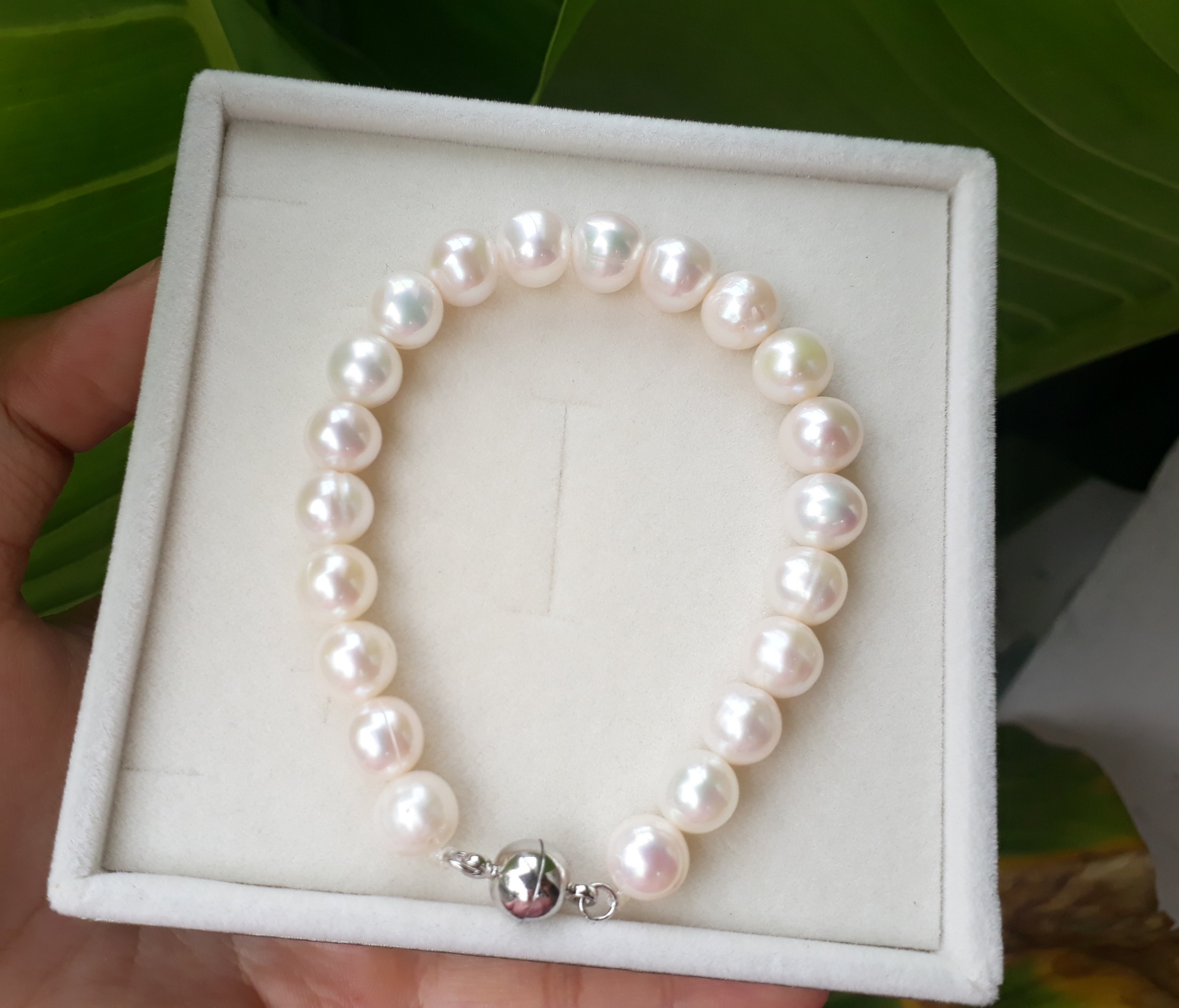 Vòng Tay Ngọc Tròn Cao Cấp
