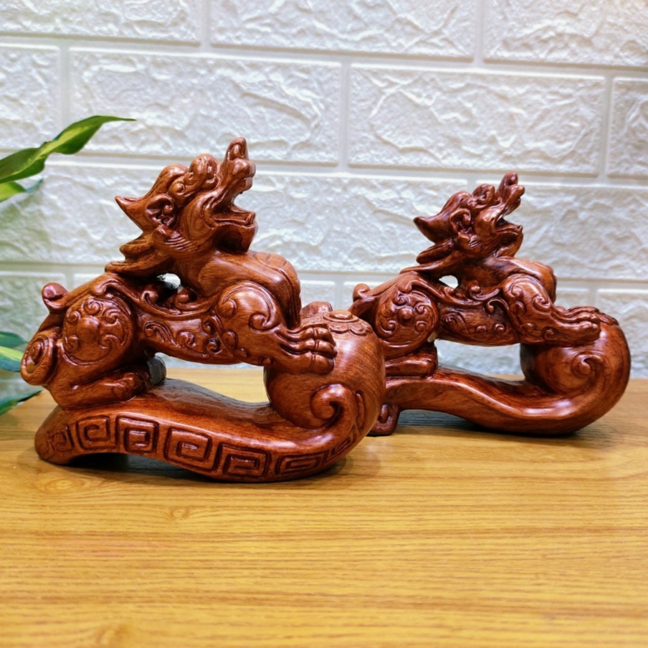Cặp tượng tỳ hưu gỗ hương ngang 20cm