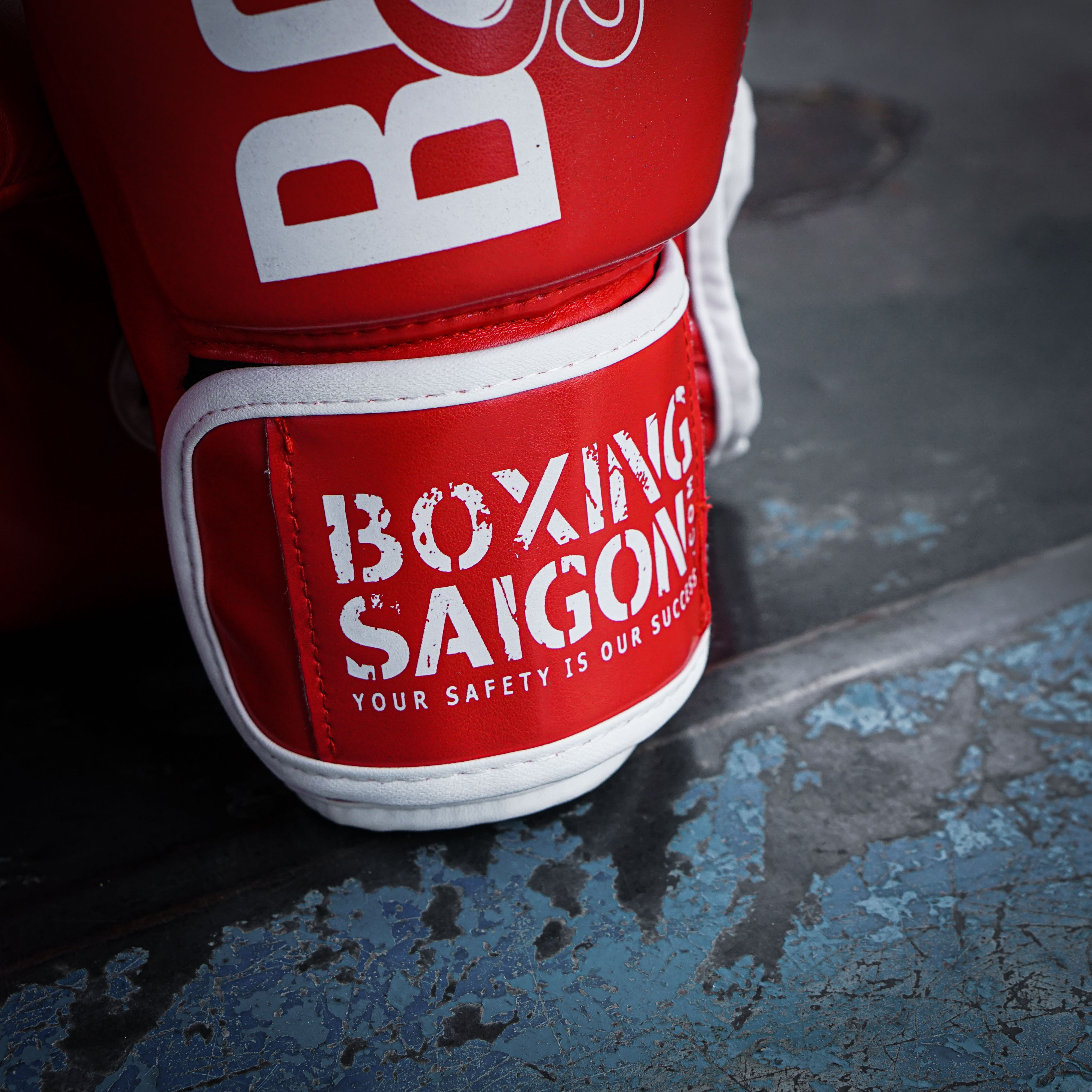 Găng tay Boxing Saigon Inspire - Red