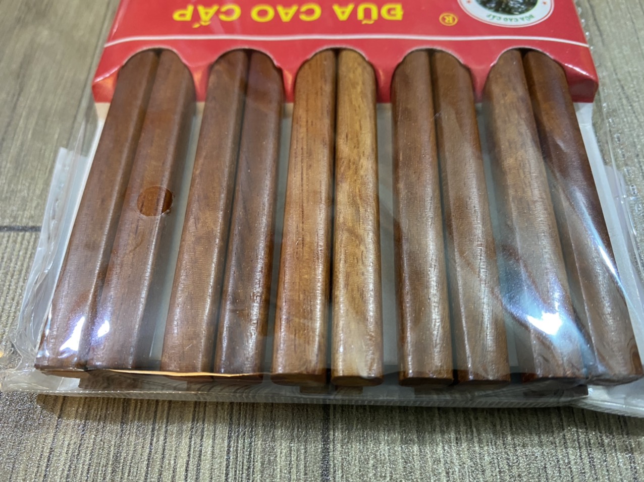 Đũa gỗ cẩm đô cao cấp loại 1 đũa làm từ Gỗ Cẩm Lai tự nhiên siêu đẹp sang trọng an toàn sức khoẻ