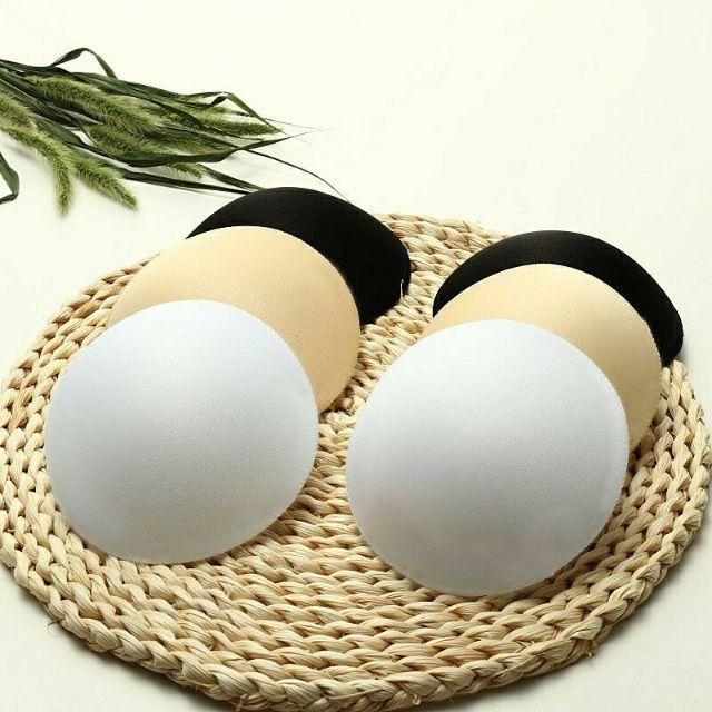 Một đôi miếng lót đệm ngực