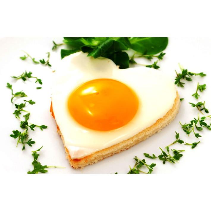 Chảo Chiên Trứng, Bánh Hình Tim, Gấu