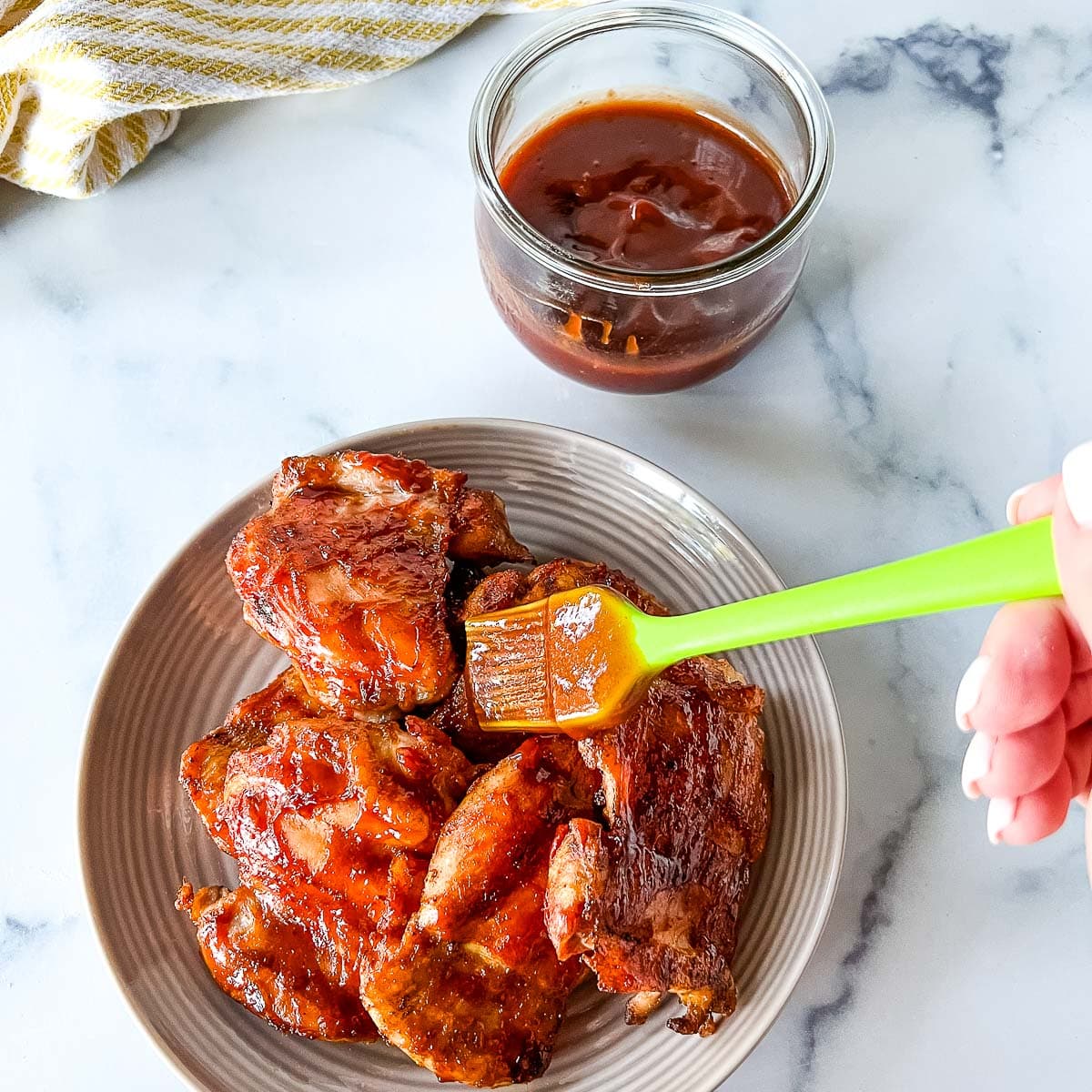 Xốt ướp nướng mật ong hiệu Kraft Spicy Honey BBQ Sauce 510g