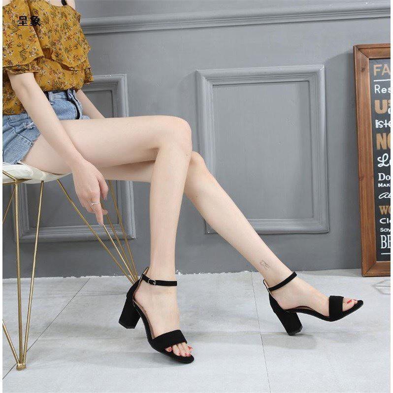 SANDAL Mã S1 cao gót 5 phân đế vuông màu đen ( HÀNG ĐẸP