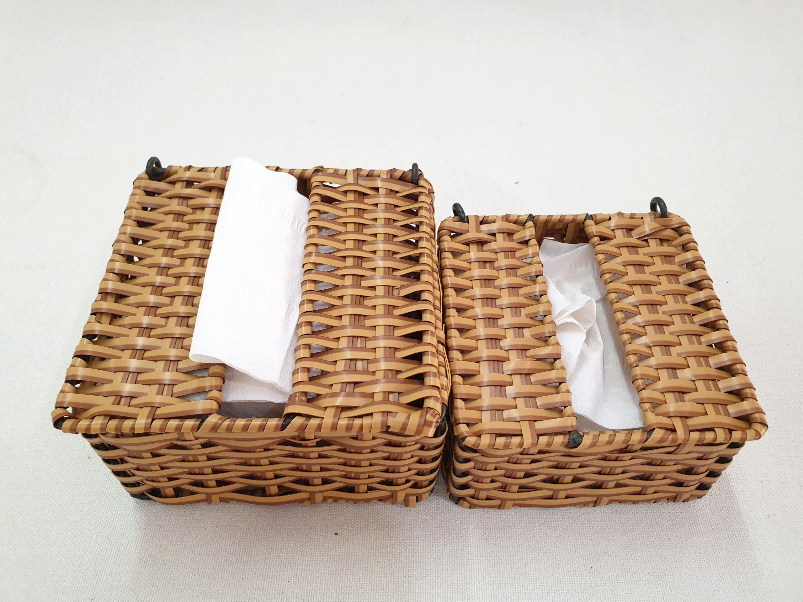 Hộp đựng khăn giấy, hộp đựng giấy bằng nhựa giả mây, D13x13cm