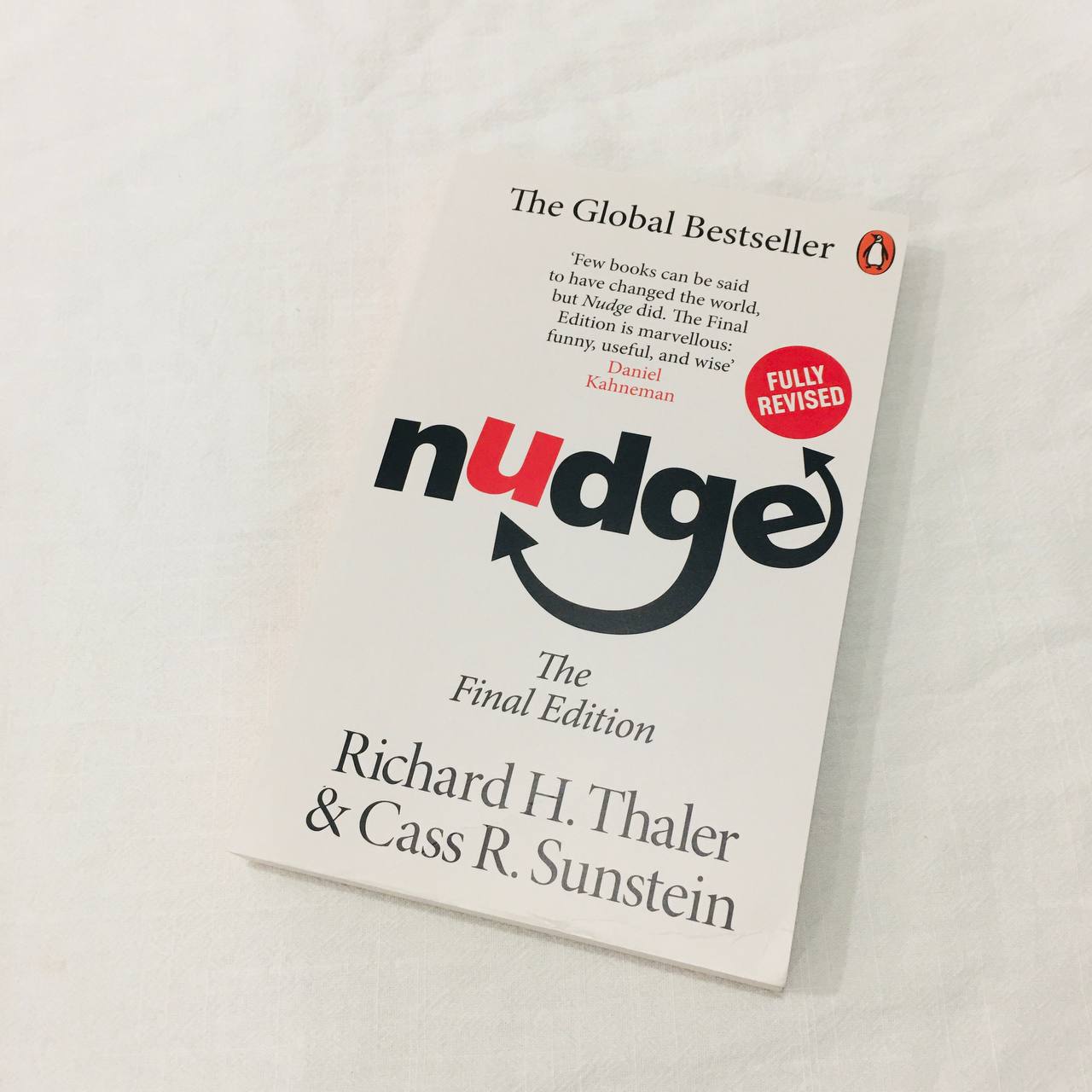 Book - Nudge : Improving Decisions About Health, Wealth And Happiness