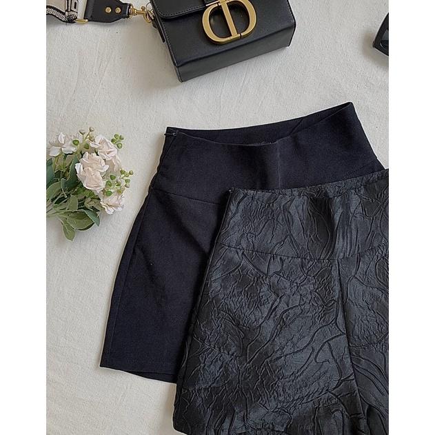Short nẹp lưng cứng