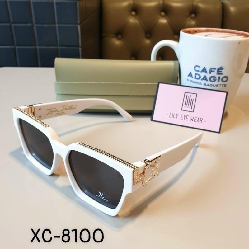 KÍNH ĐEN VÀ TRẮNG