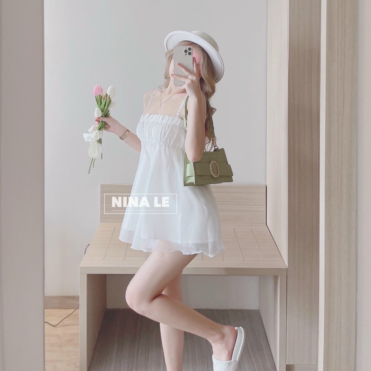 Set đồ nữ áo 2 dây chun ngực vải tơ voan kèm quần đùi màu trắng nhẹ nhàng
